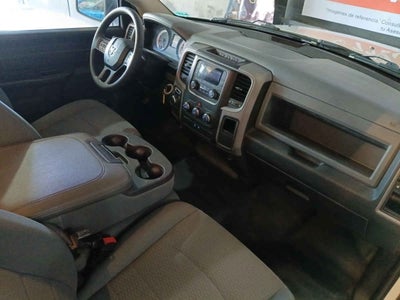 2020 RAM Ram 1500 2p ST Reg Cab V6/3.6 Aut 4x2