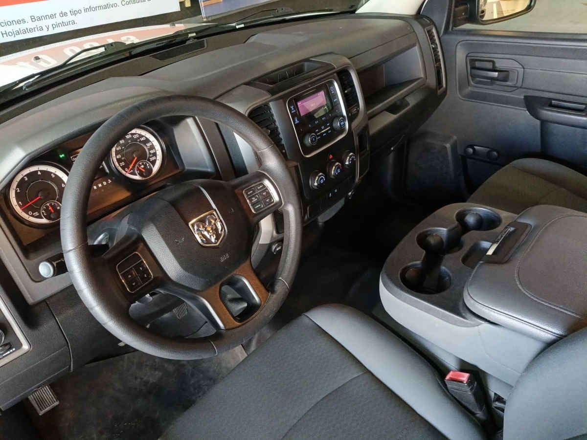 2020 RAM Ram 1500 2p ST Reg Cab V6/3.6 Aut 4x2