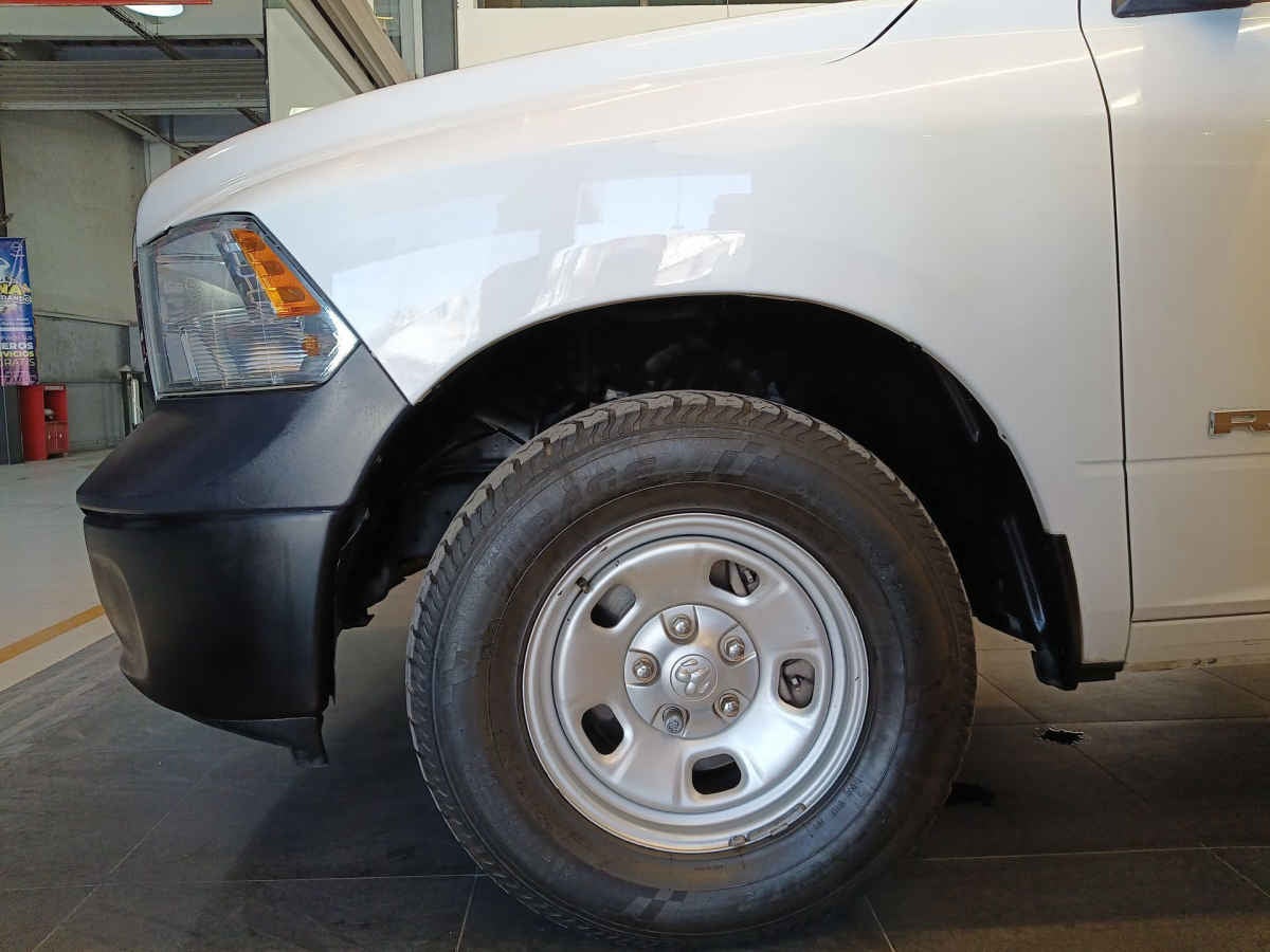 2020 RAM Ram 1500 2p ST Reg Cab V6/3.6 Aut 4x2