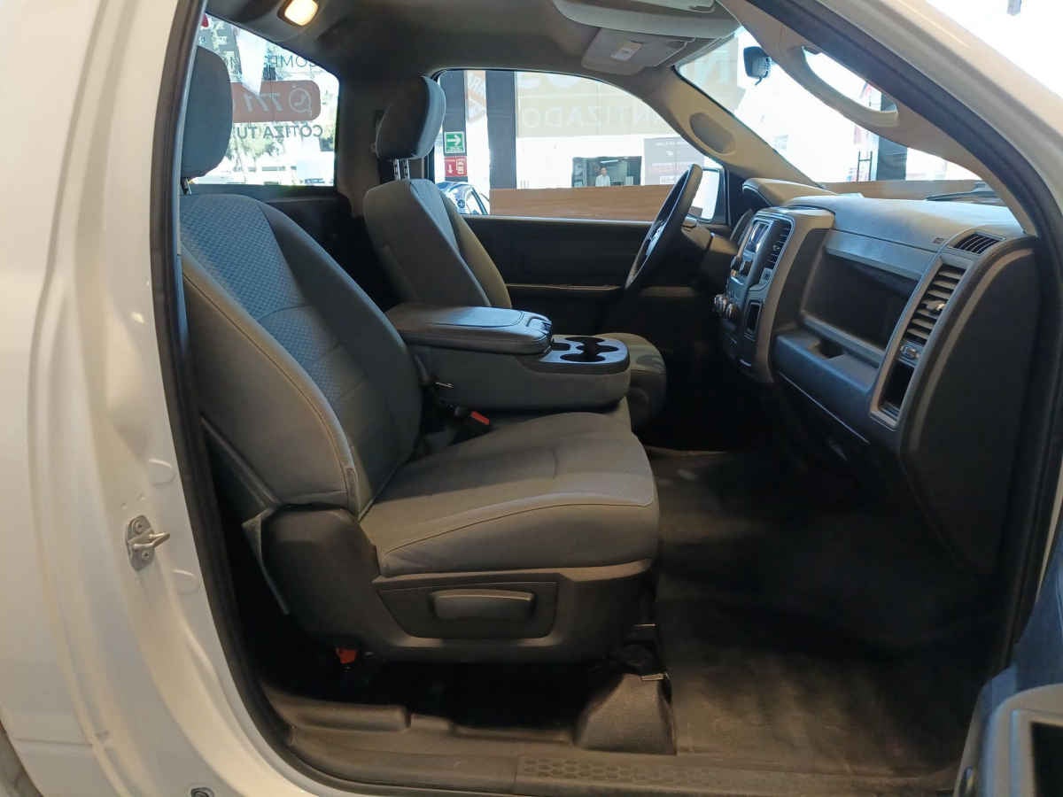 2020 RAM Ram 1500 2p ST Reg Cab V6/3.6 Aut 4x2