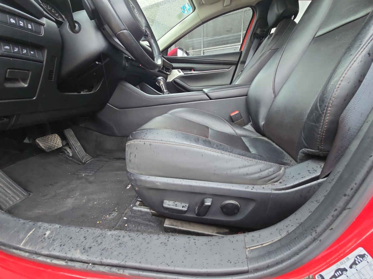 2024 Mazda Mazda 3 4p Sedan i Grand Touring L4/2.5 Aut