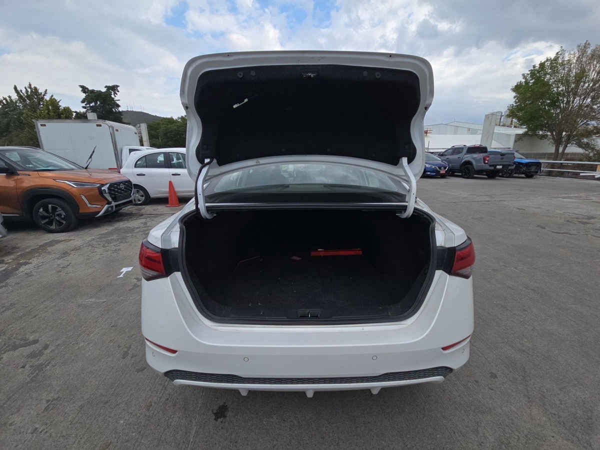 2023 Nissan Sentra 4p Advance L4/2.0 Aut