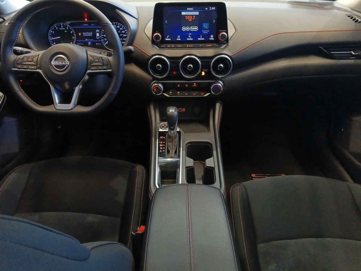 2025 Nissan Sentra 4p SR Midnight Ed. Bi-tono L4/2.0 Aut