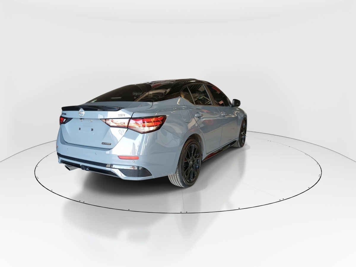 2025 Nissan Sentra 4p SR Midnight Ed. Bi-tono L4/2.0 Aut