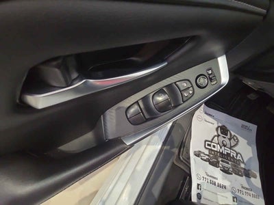 2025 Nissan Sentra 4p SR Platinum Bi-tono L4/2.0 Aut