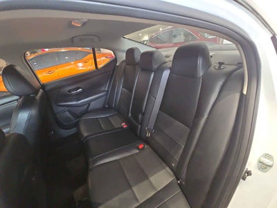 2025 Nissan Sentra 4p SR Platinum Bi-tono L4/2.0 Aut