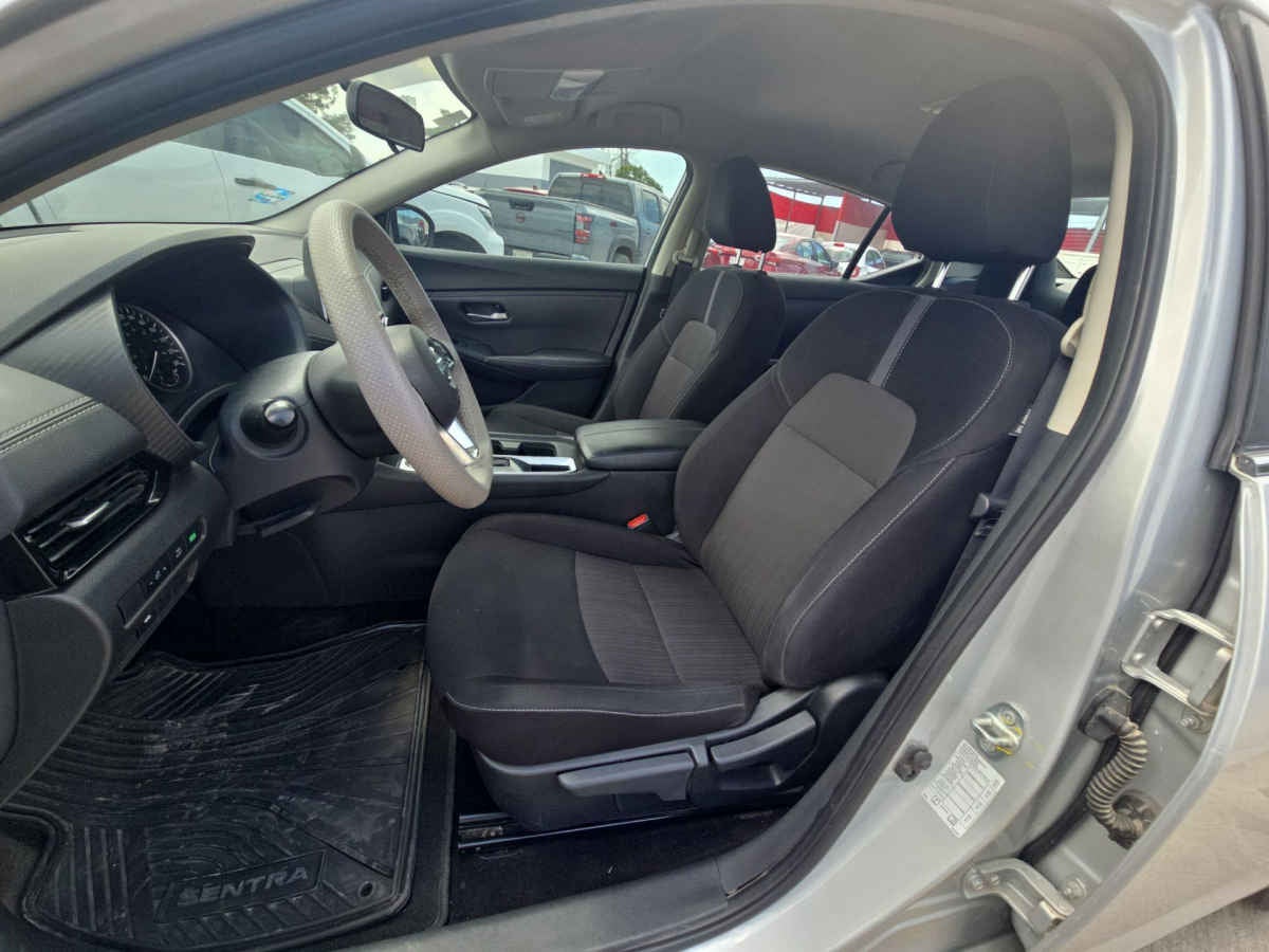 2023 Nissan Sentra 4p Advance L4/2.0 Aut