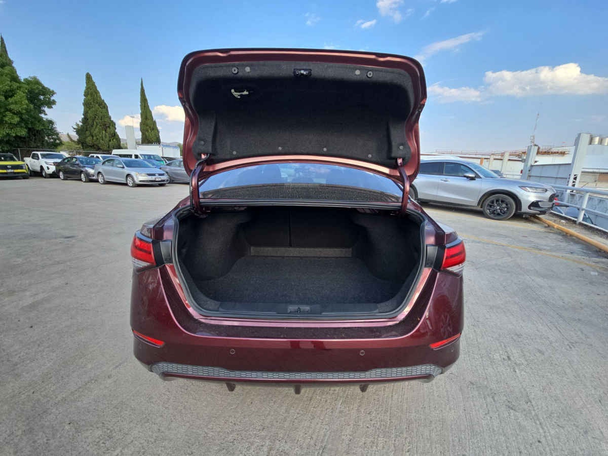 2024 Nissan Sentra 4p Advance L4/2.0 Aut