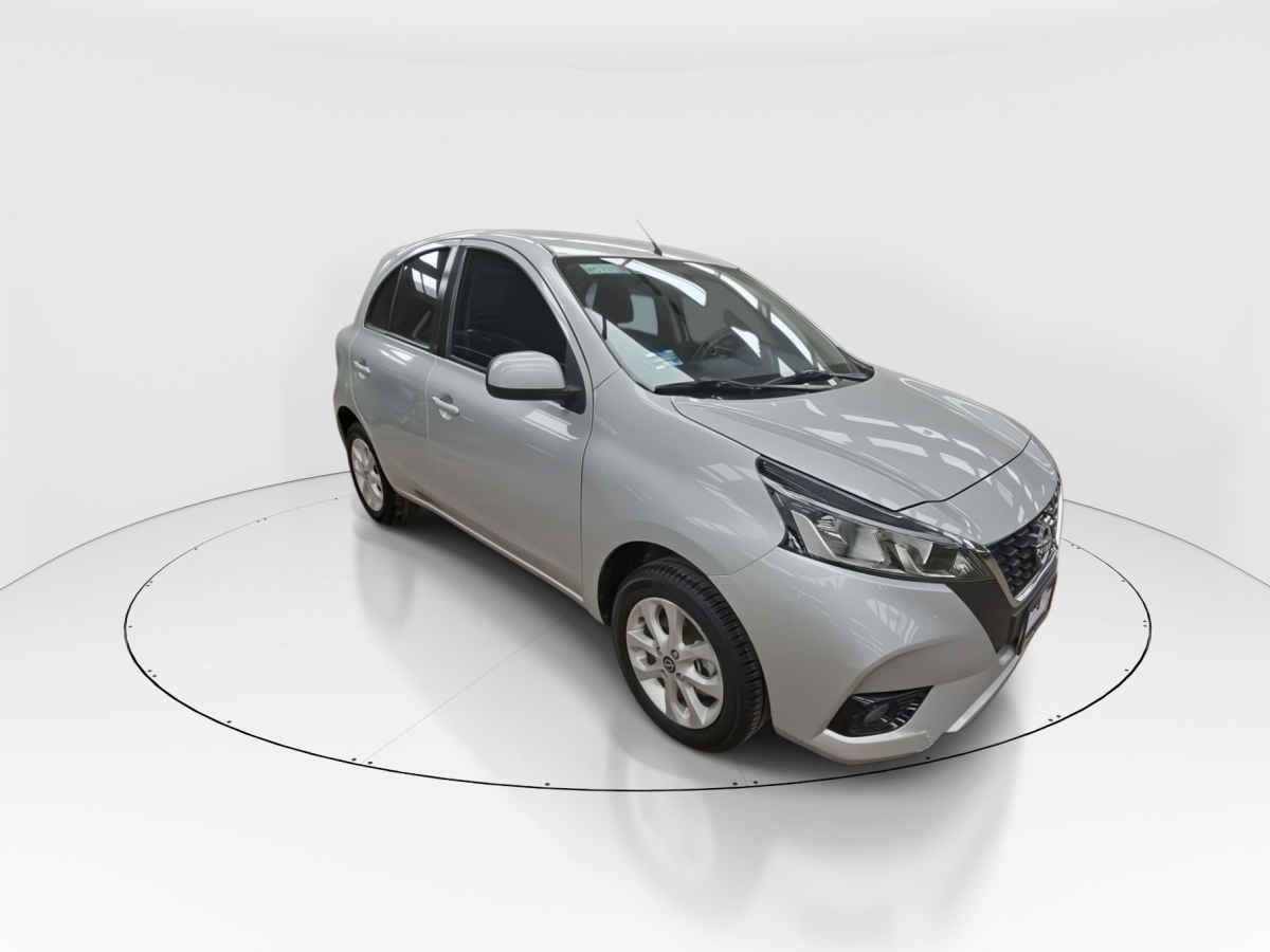 2023 Nissan March 5p Advance L4/1.6 Man