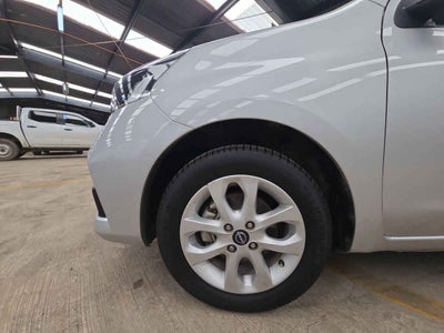 2023 Nissan March 5p Advance L4/1.6 Man