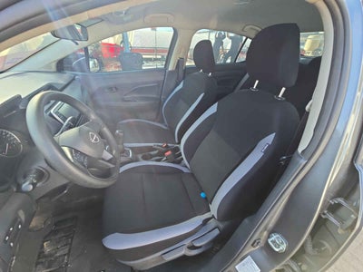 2025 Nissan Versa 4p Sense L4/1.6 Man