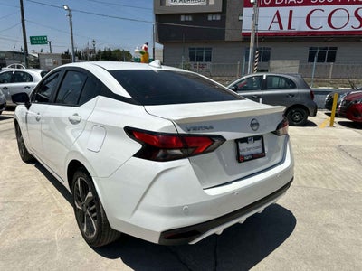 2024 Nissan Versa 4p SR L4/1.6 Aut