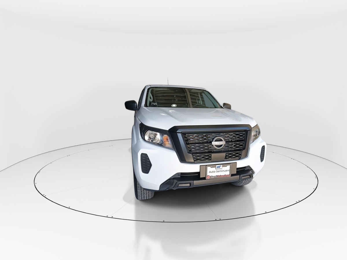 2025 Nissan Frontier 4p XE L4/2.5 Man