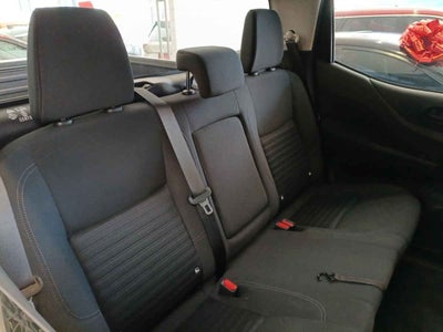 2025 Nissan Frontier 4p XE L4/2.5 Man