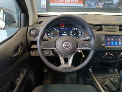 2025 Nissan Frontier 4p XE L4/2.5 Man