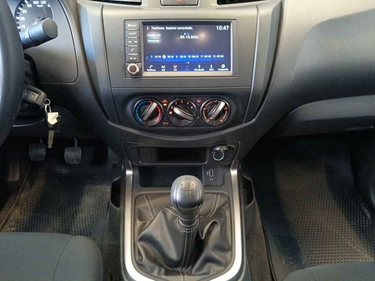 2025 Nissan Frontier 4p XE L4/2.5 Man