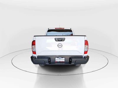 2025 Nissan Frontier 4p XE L4/2.5 Man