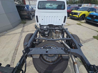 2026 Nissan Chasis Cabina NP300 2p L4/2.5 Man A/A VDC