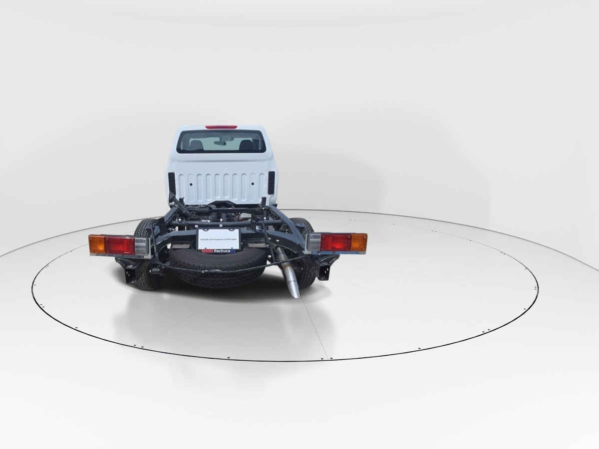 2026 Nissan Chasis Cabina NP300 2p L4/2.5 Man A/A VDC