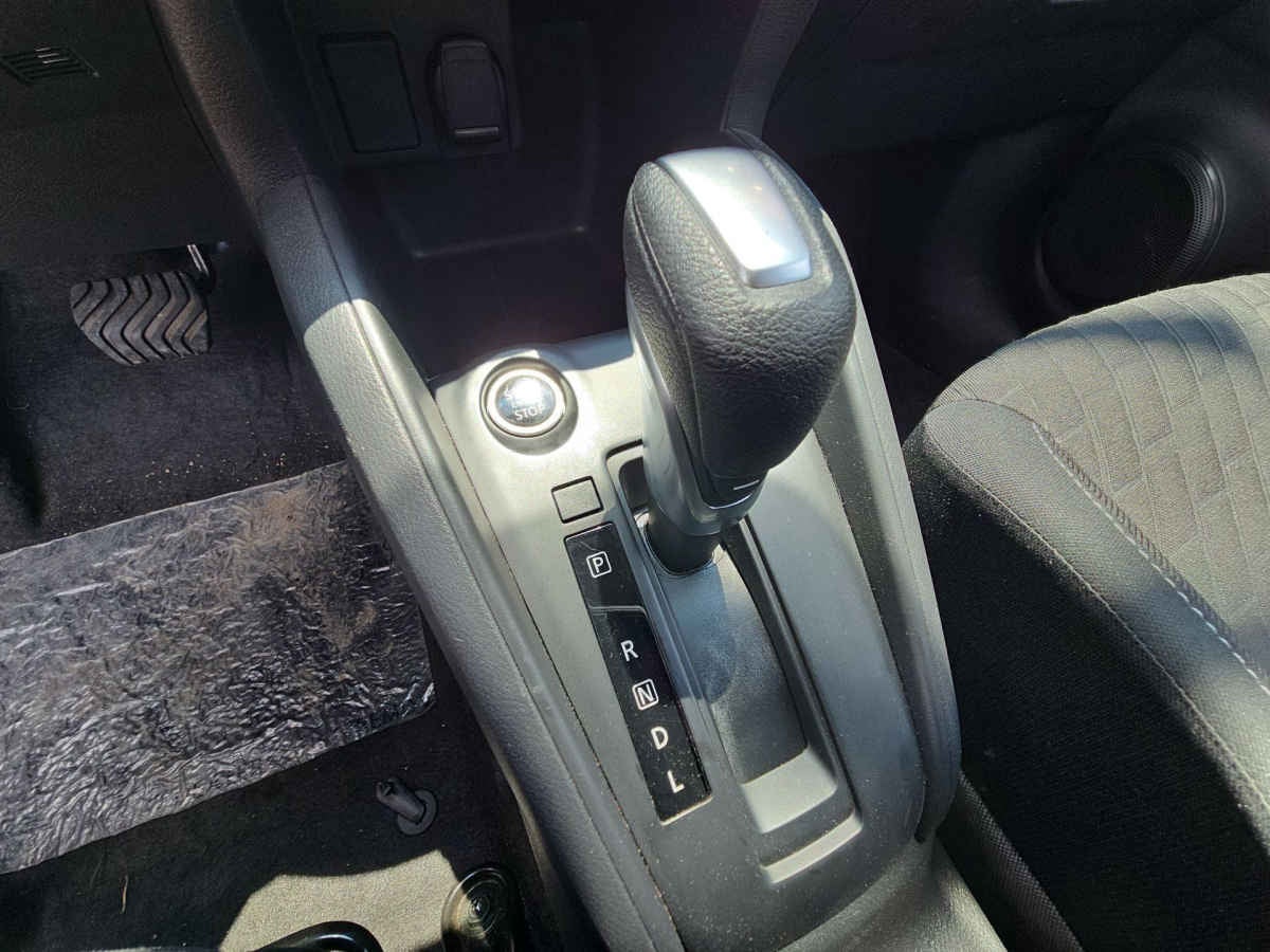 2025 Nissan Kicks 5p Play Advance L4/1.6 Aut