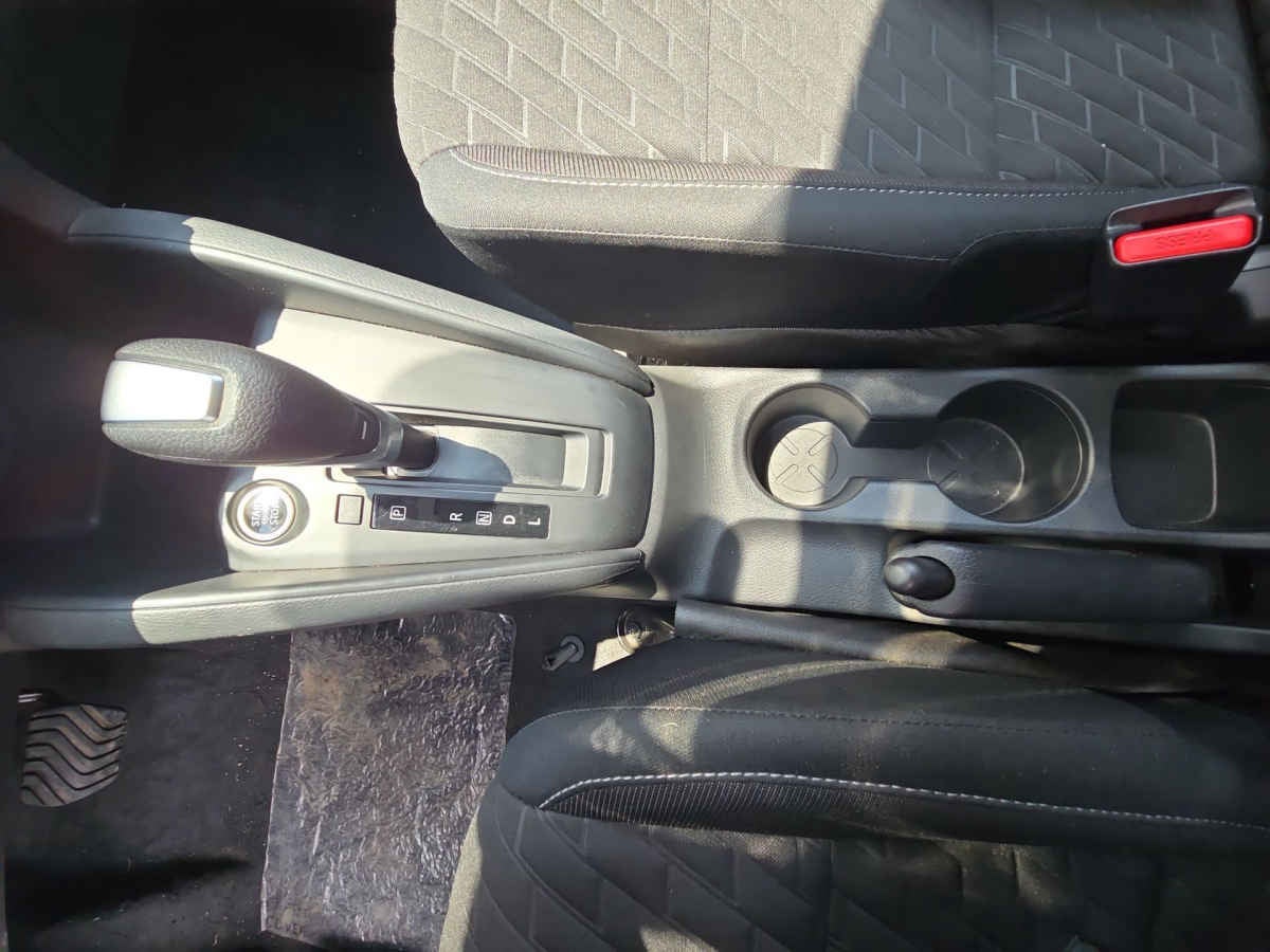 2025 Nissan Kicks 5p Play Advance L4/1.6 Aut