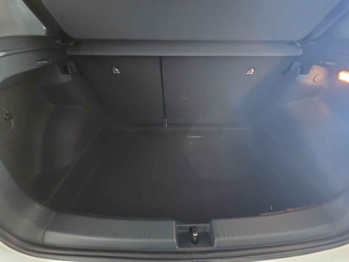 2024 Volkswagen T-Cross 5p Trendline L4/1.6 Aut