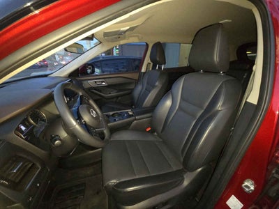 2025 Nissan X-Trail 5p Exclusive 2 Row L4/2.5 Aut