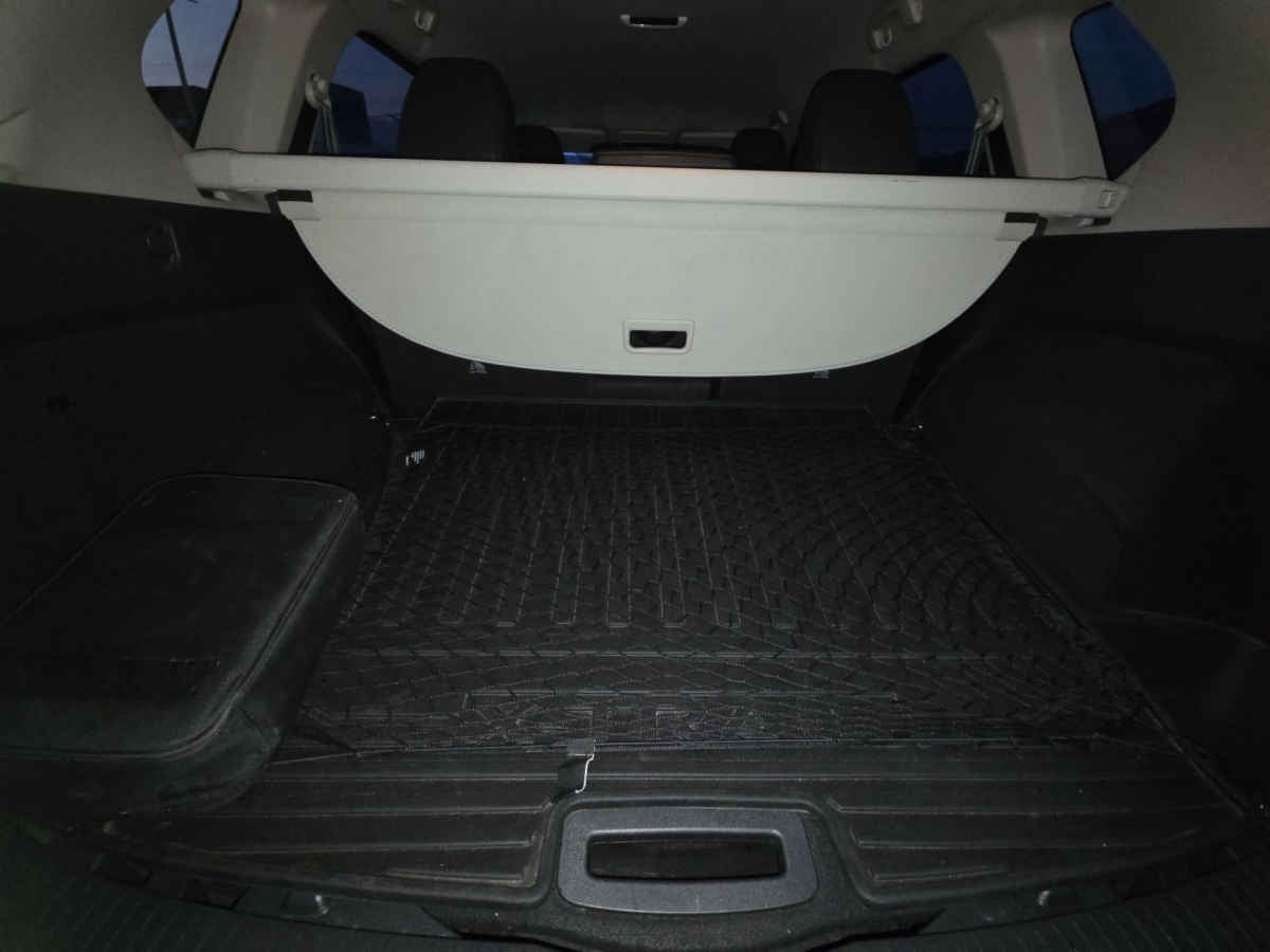 2025 Nissan X-Trail 5p Exclusive 2 Row L4/2.5 Aut