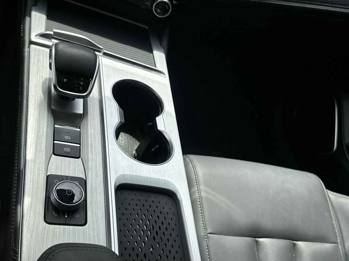 2024 Omoda O5 4p Unlimited L4/1.5/T Aut